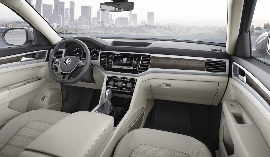 3 Row SUV VW Atlas