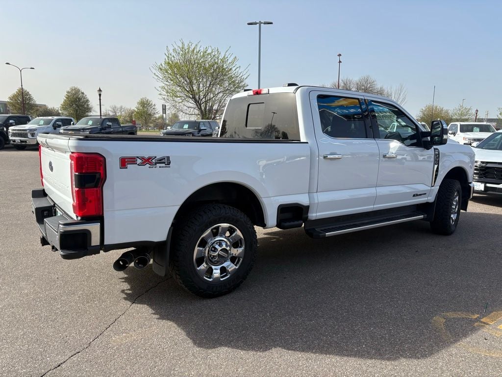 2023 Ford F-350SD Lariat