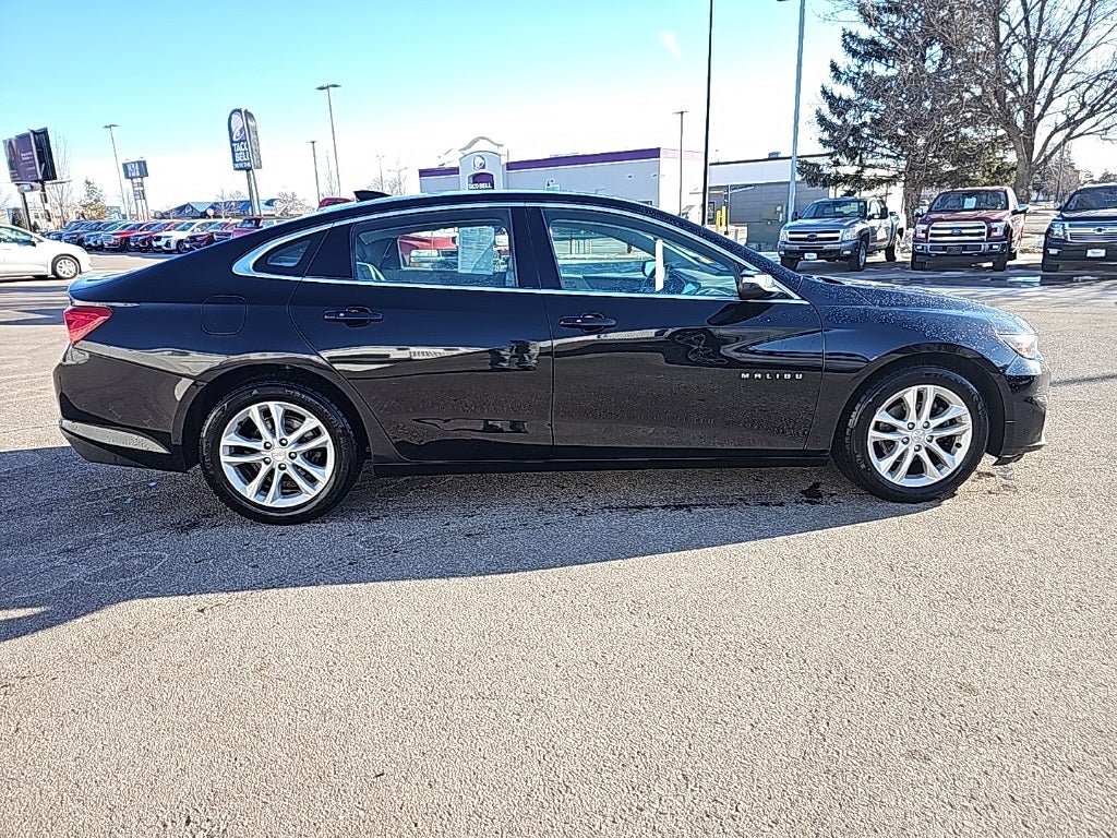 2017 Chevrolet Malibu LT 1LT
