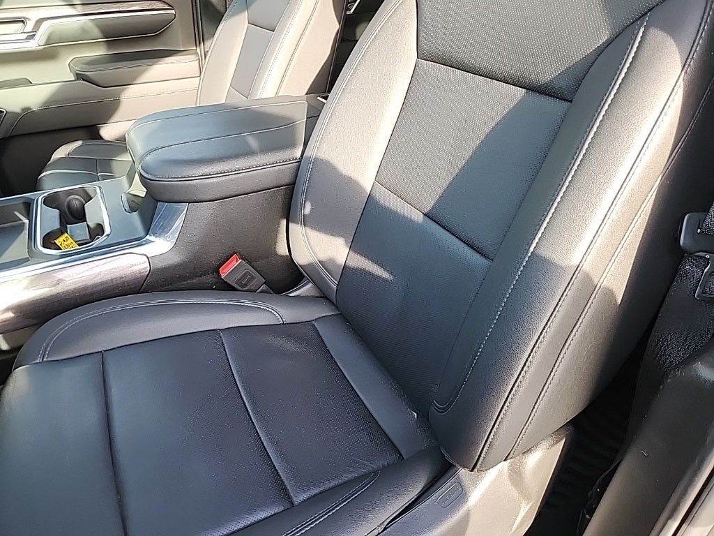 2025 Chevrolet Silverado 3500HD LTZ