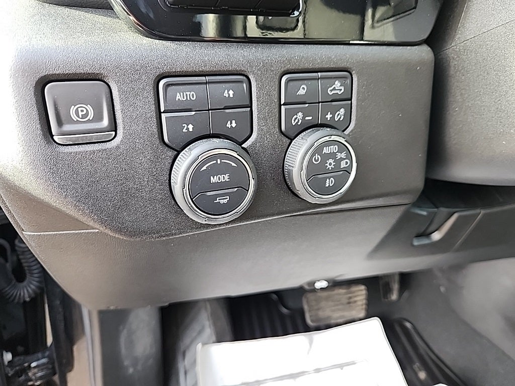 2025 Chevrolet Silverado 3500HD LTZ