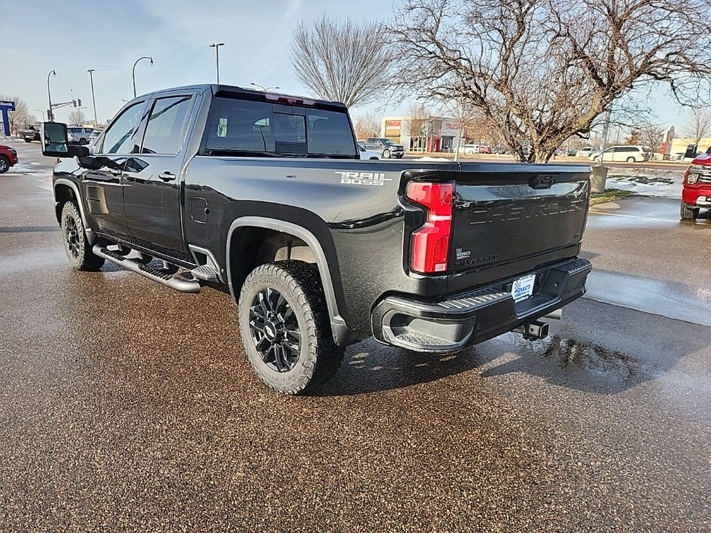 2025 Chevrolet Silverado 3500HD LTZ
