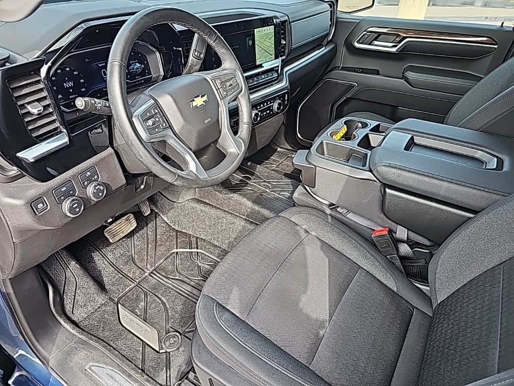 2024 Chevrolet Silverado 1500 LT LT1