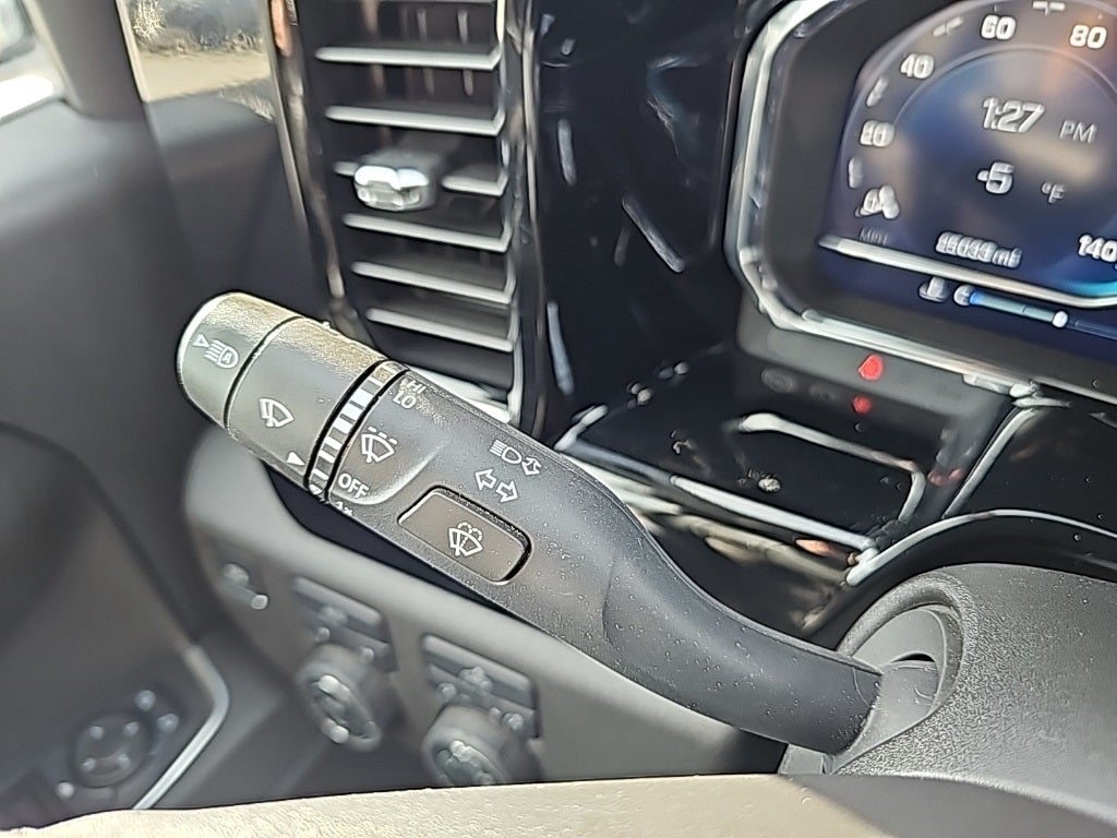 2025 Chevrolet Silverado 1500 LT LT1