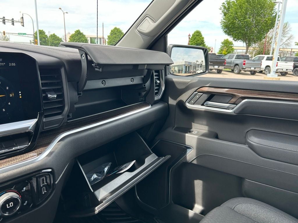 2026 Chevrolet Silverado 1500 LT LT1