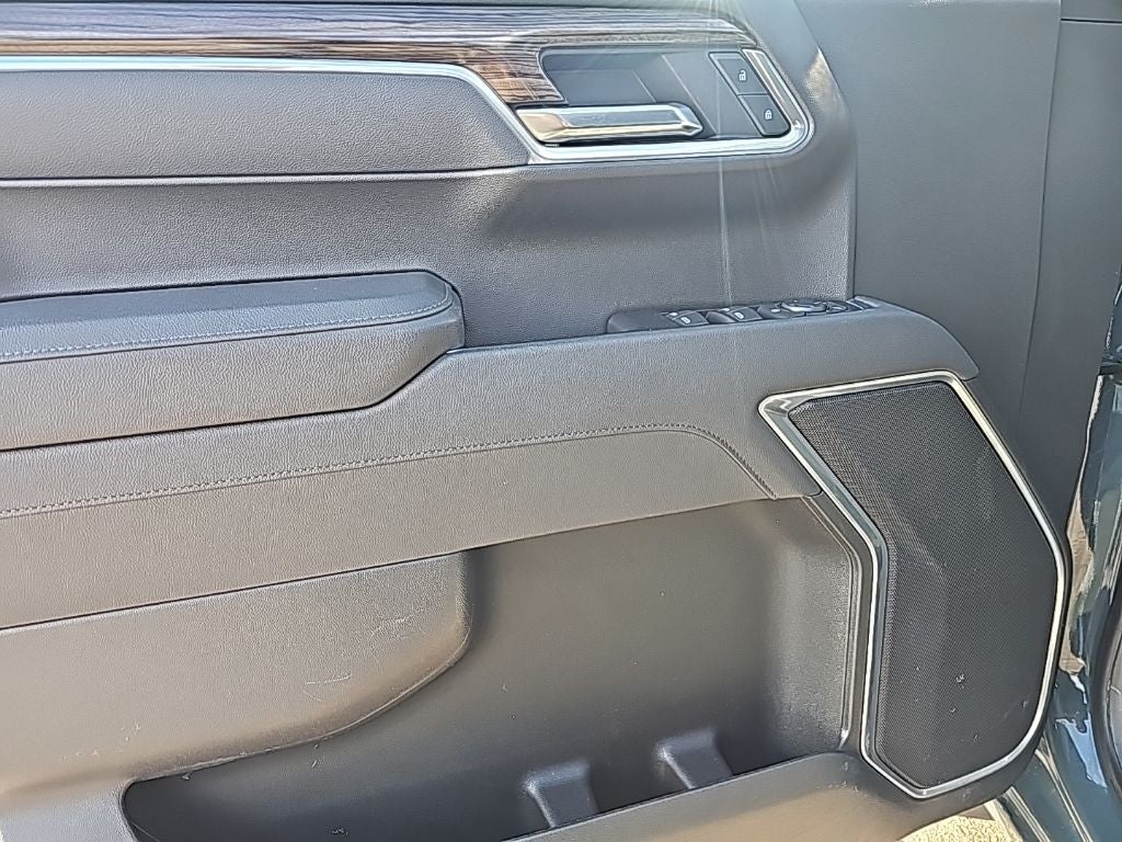 2025 Chevrolet Silverado 1500 LT LT1