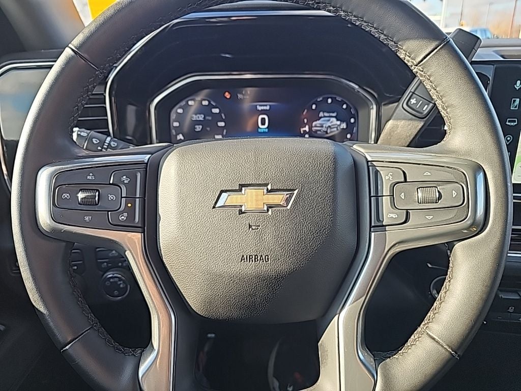 2025 Chevrolet Silverado 1500 LT LT1