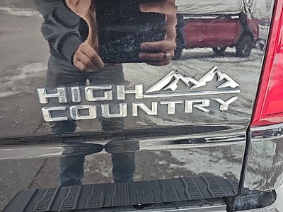 2022 Chevrolet Silverado 1500 LTD High Country