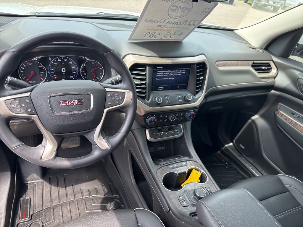 2022 GMC Acadia Denali