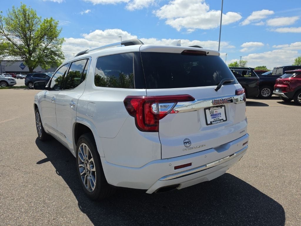2022 GMC Acadia Denali