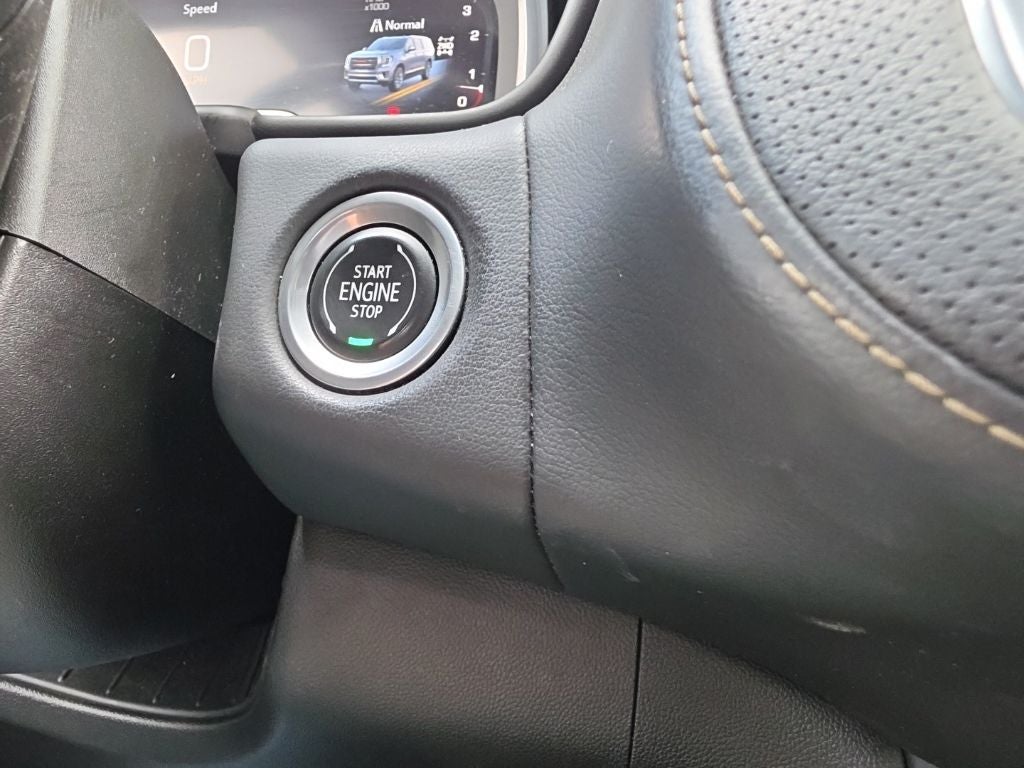 2022 GMC Yukon SLT