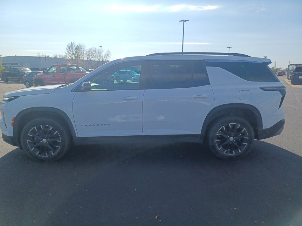 2024 Chevrolet Traverse LT 2LT