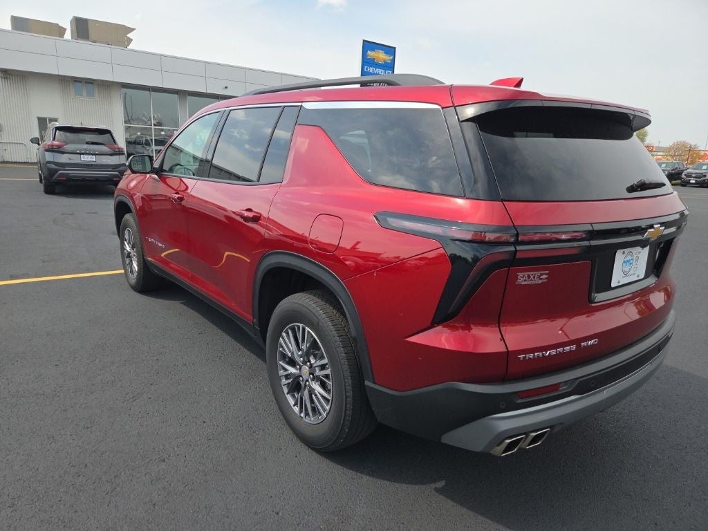 2025 Chevrolet Traverse LT