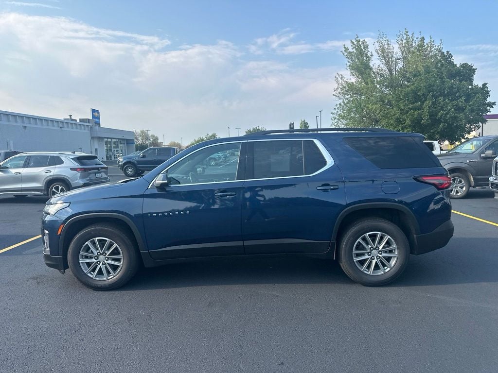 2023 Chevrolet Traverse LT Leather