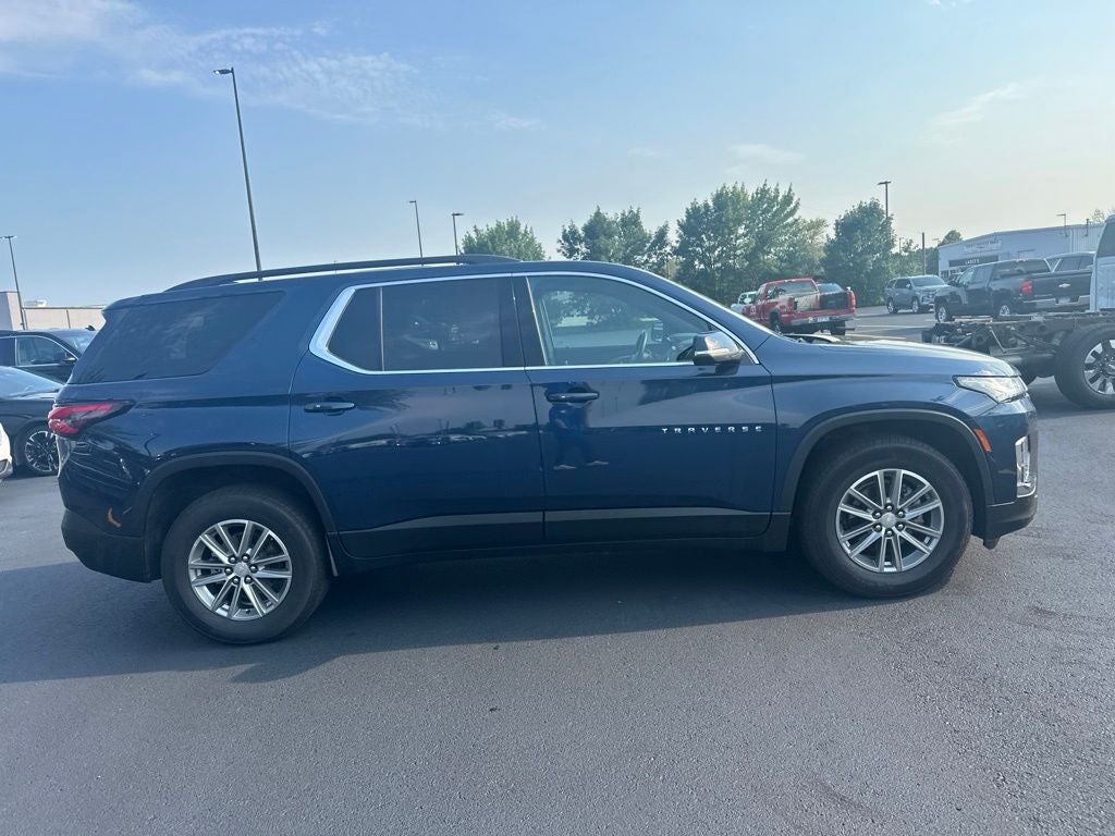 2023 Chevrolet Traverse LT Leather