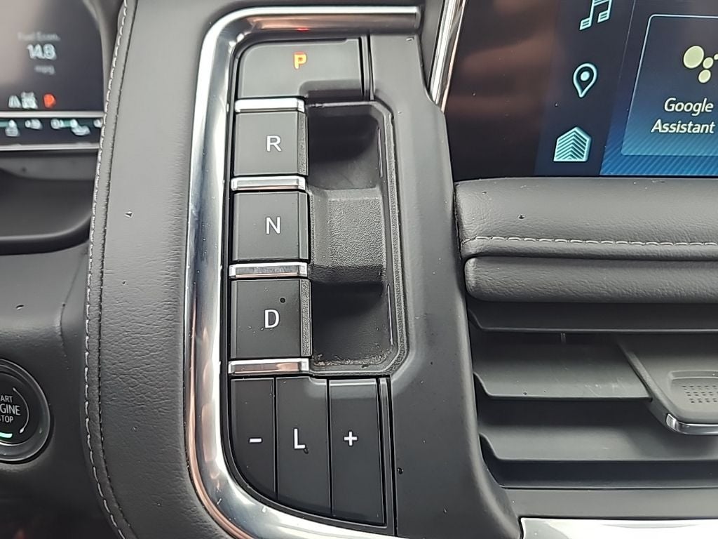 2024 Chevrolet Suburban LT