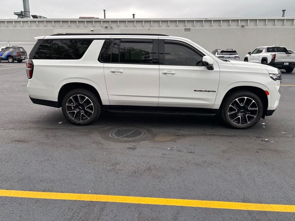 2022 Chevrolet Suburban RST