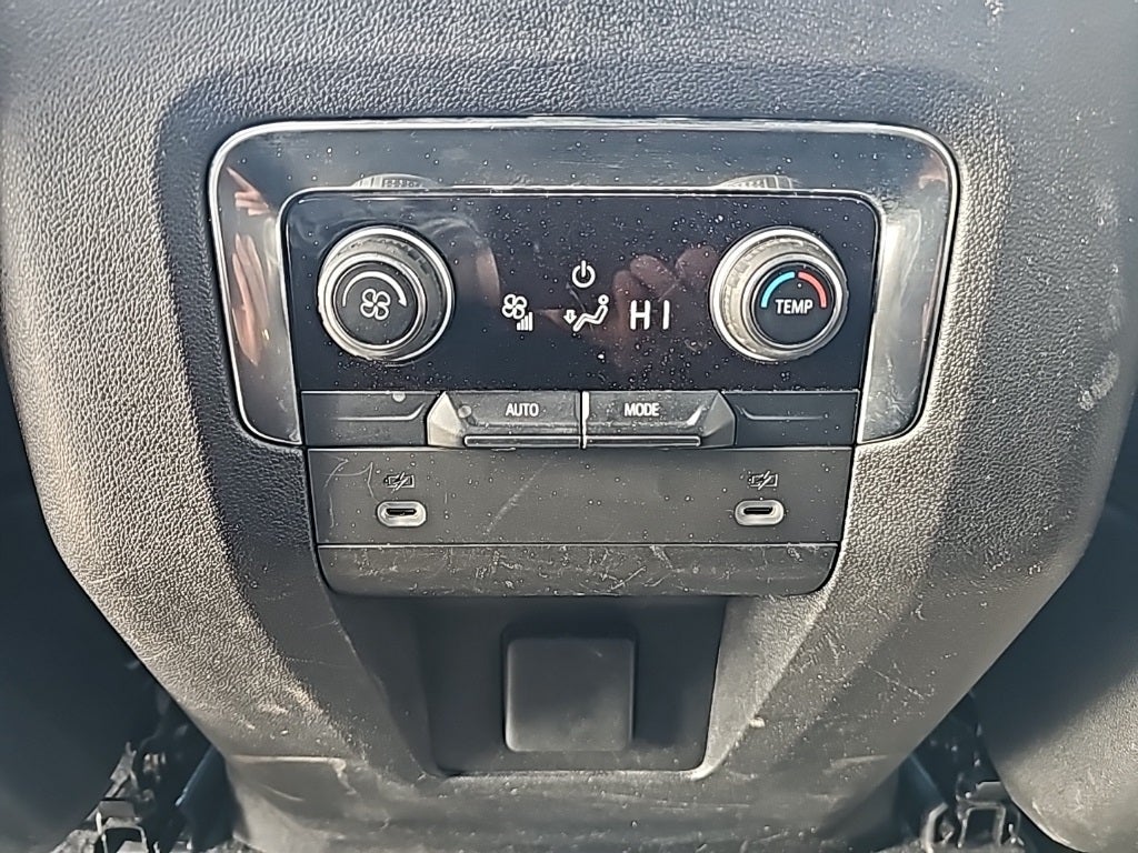 2021 Chevrolet Suburban RST