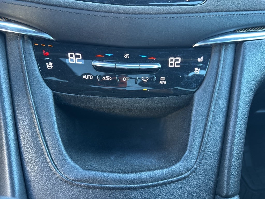 2017 Cadillac XT5 Platinum