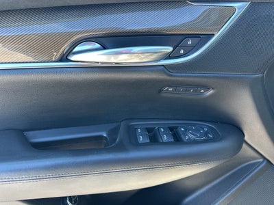 2017 Cadillac XT5 Platinum