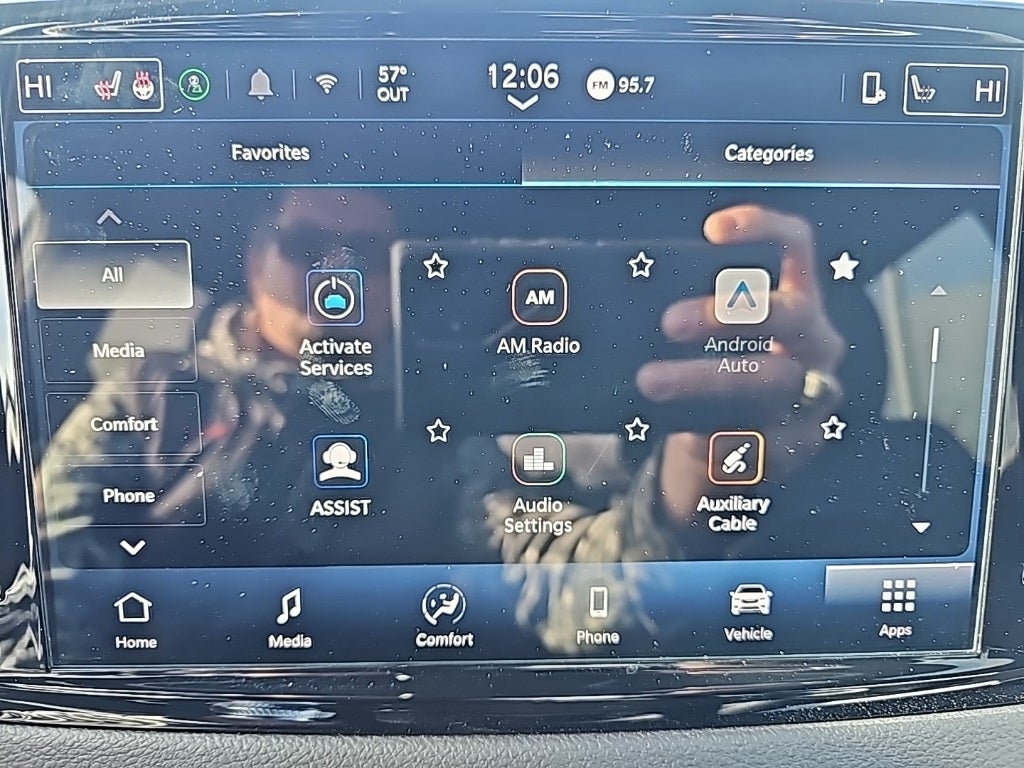 2025 Chrysler Pacifica Select