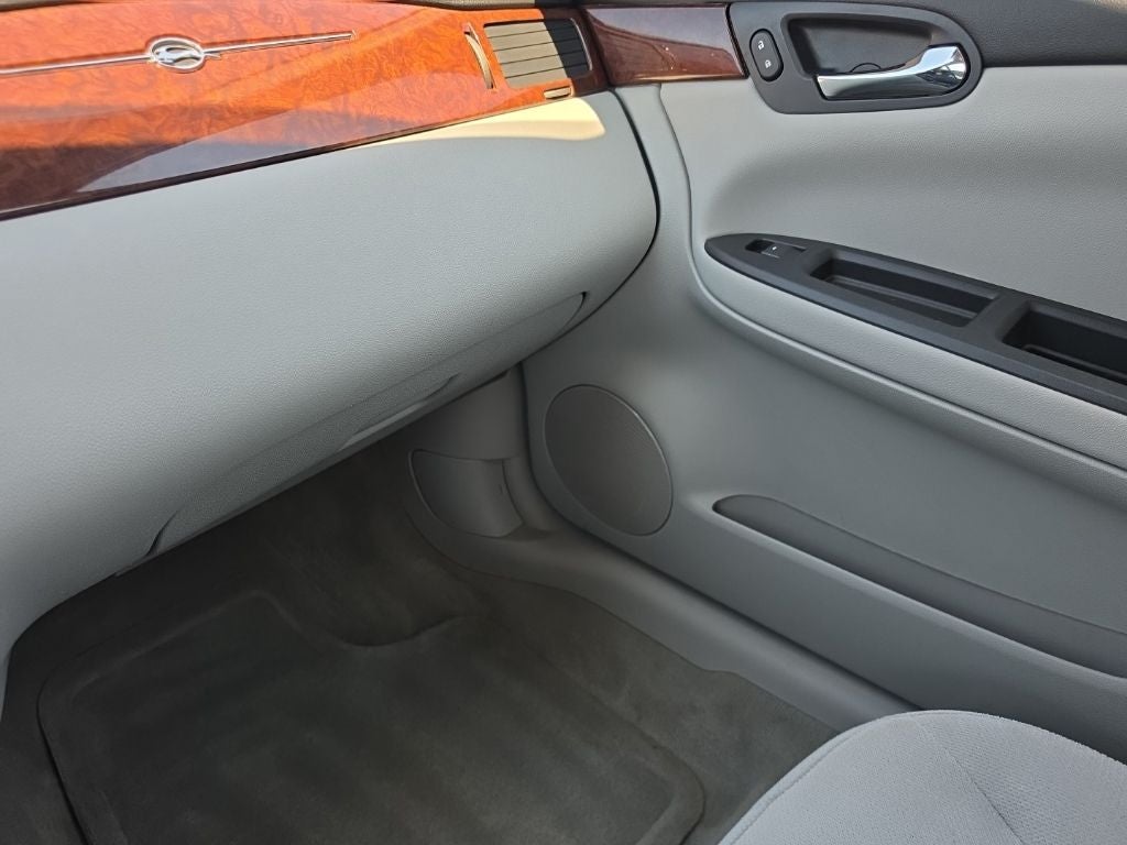 2011 Chevrolet Impala LS