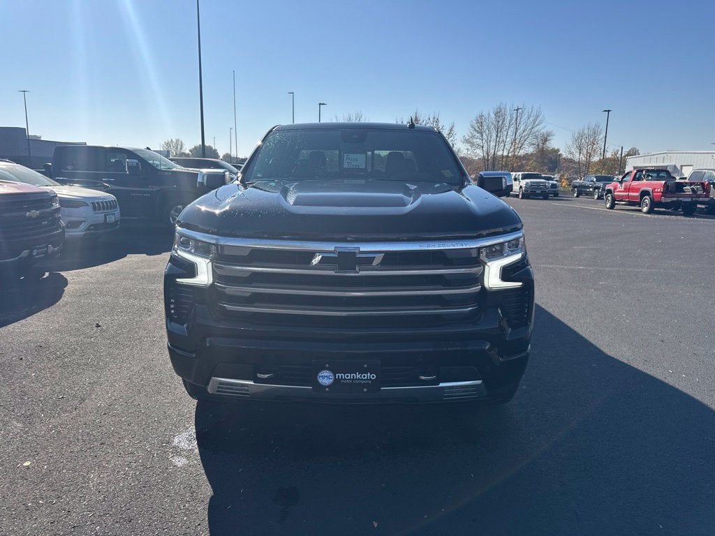 2022 Chevrolet Silverado 1500 High Country