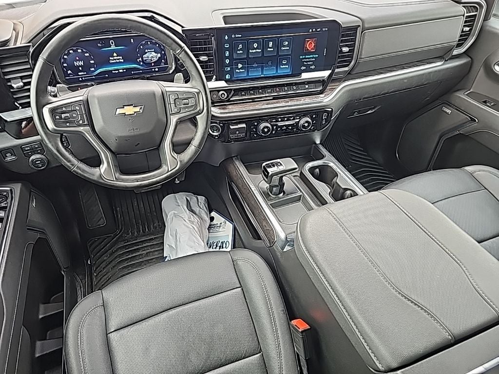 2025 Chevrolet Silverado 1500 LTZ