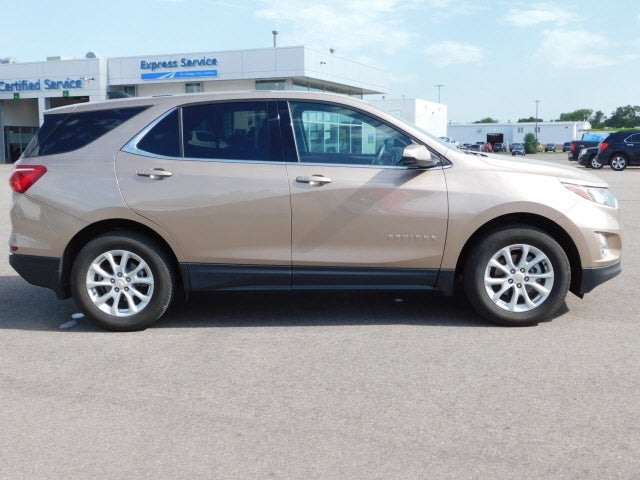 Used 2019 Chevrolet Equinox LT with VIN 2GNAXUEV2K6227610 for sale in Mankato, Minnesota