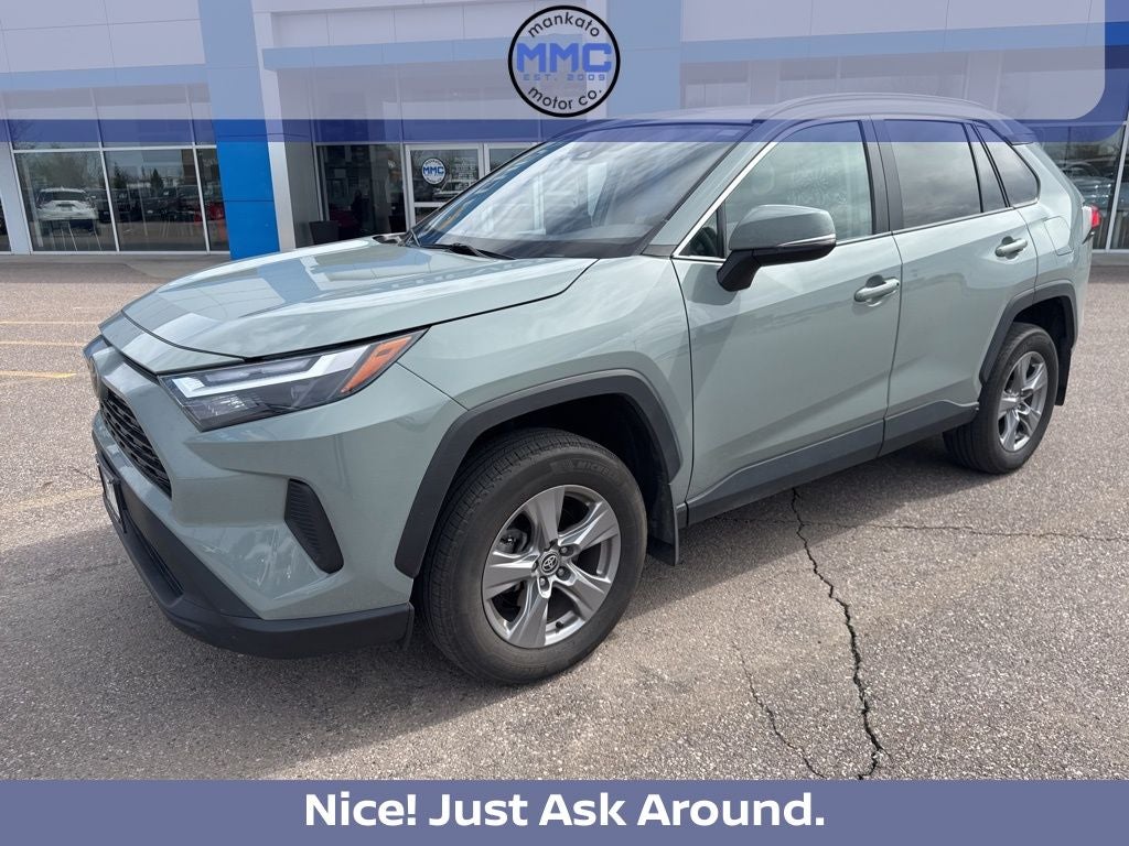 2022 Toyota RAV4 XLE