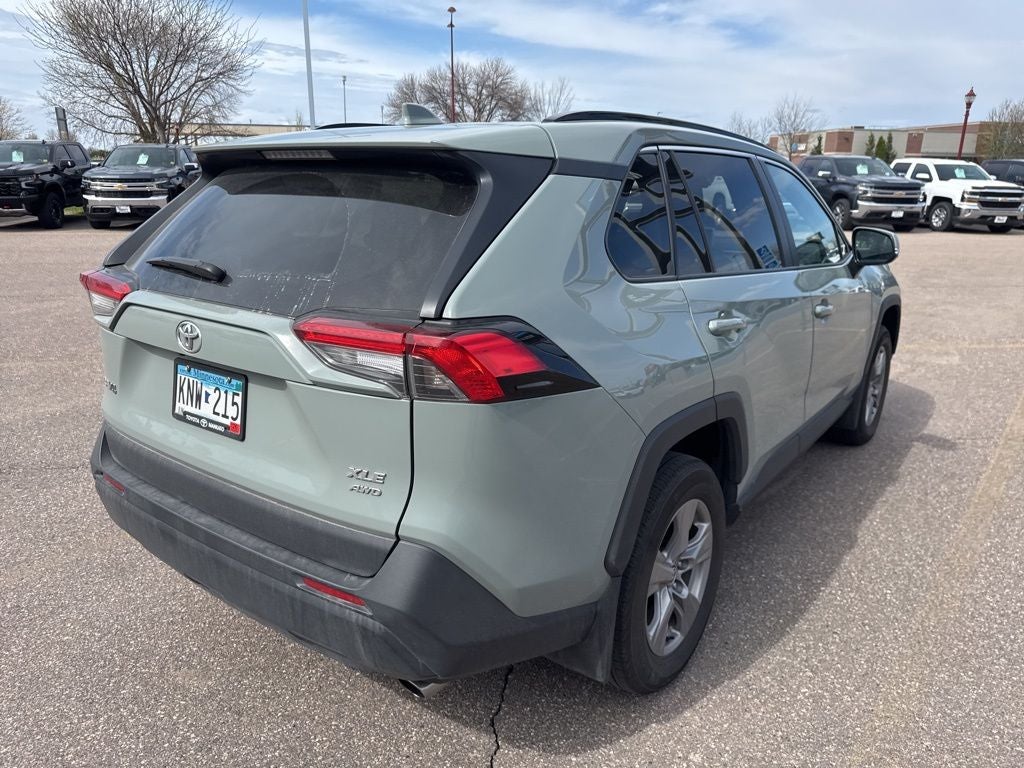 2022 Toyota RAV4 XLE