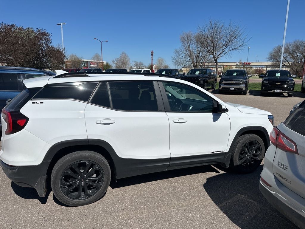 2022 GMC Terrain SLE