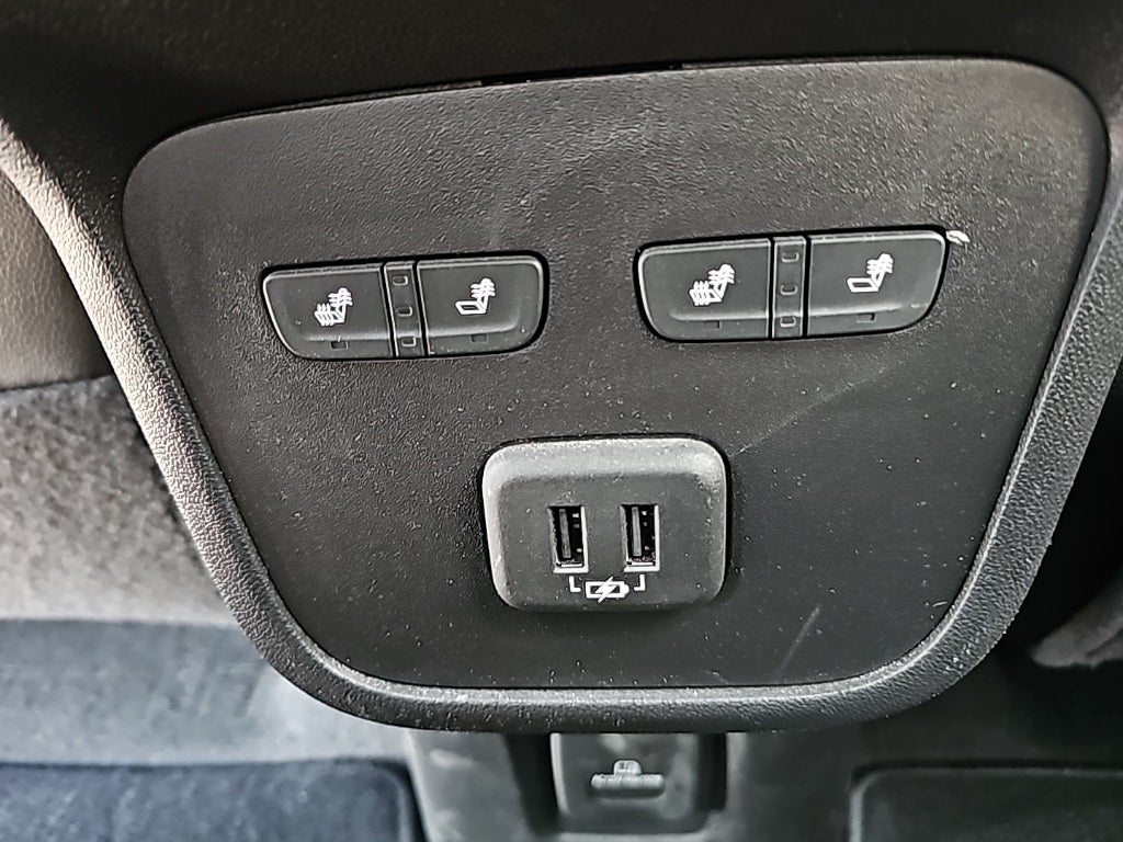 2023 Chevrolet Equinox Premier