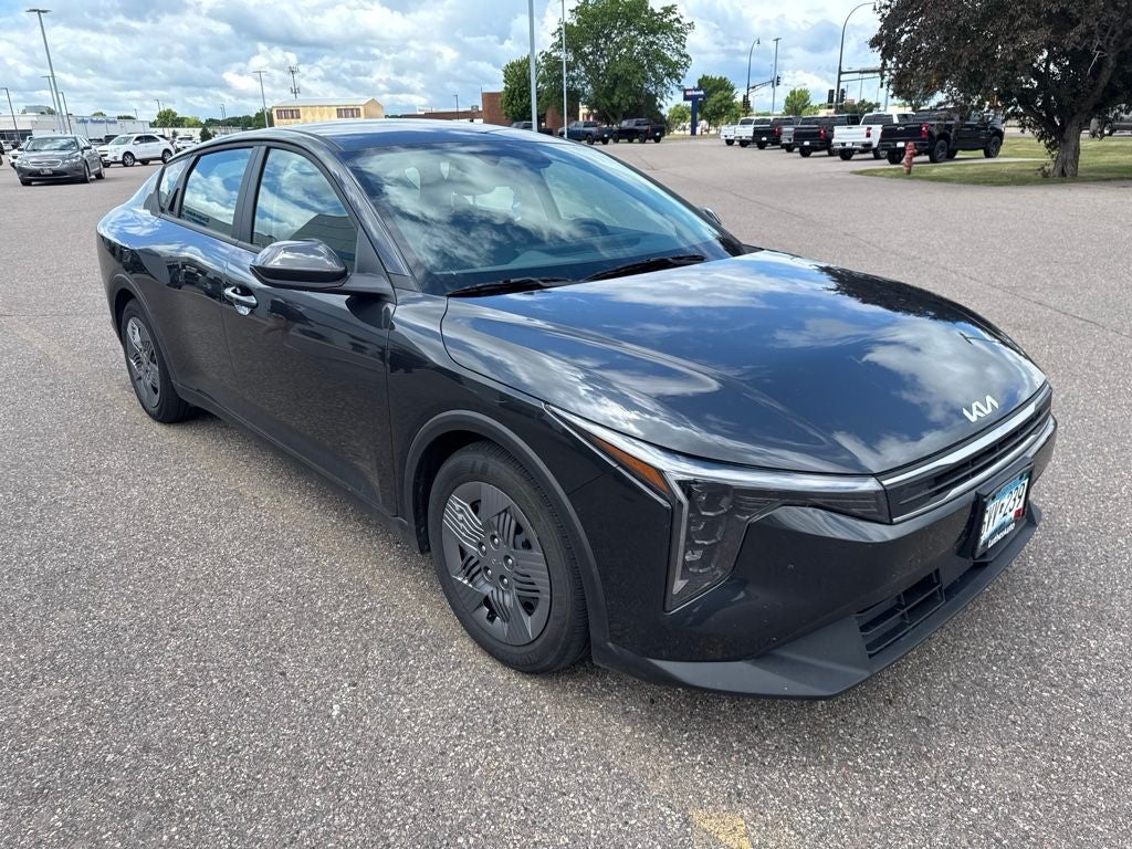 2025 Kia K4 LX