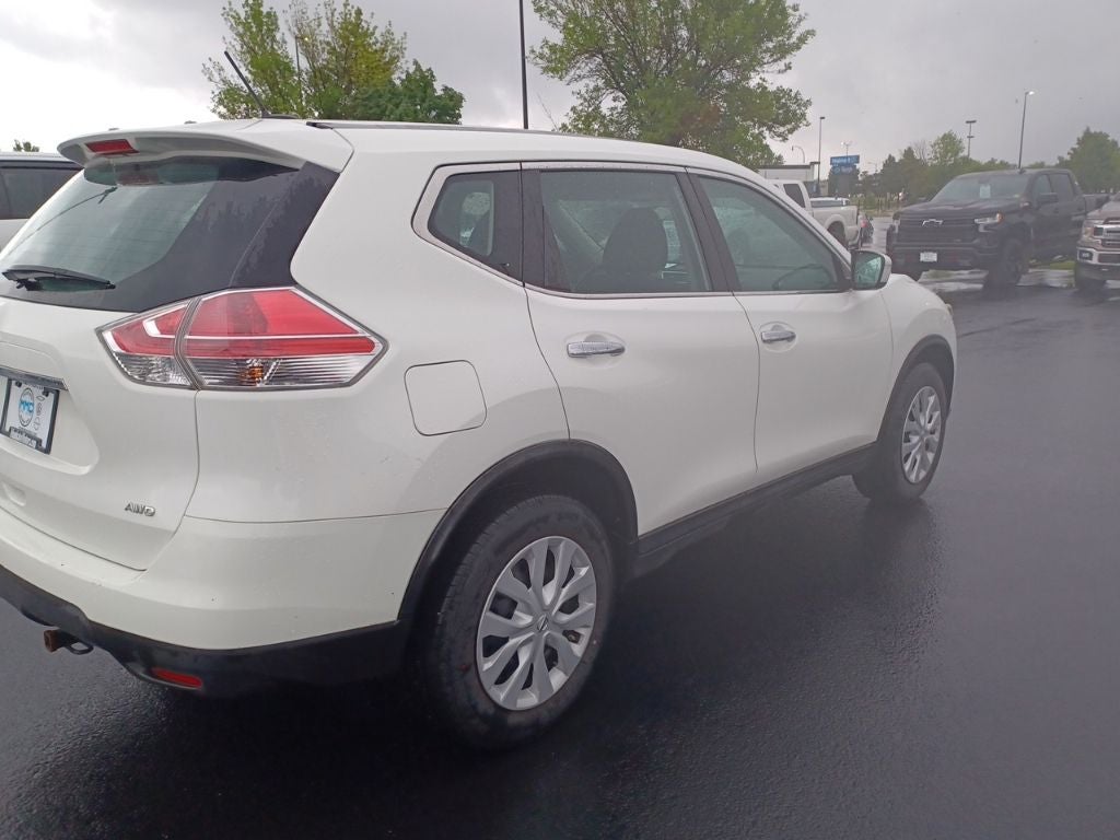 2015 Nissan Rogue S