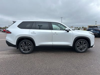 2025 Toyota Grand Highlander Hybrid MAX Platinum