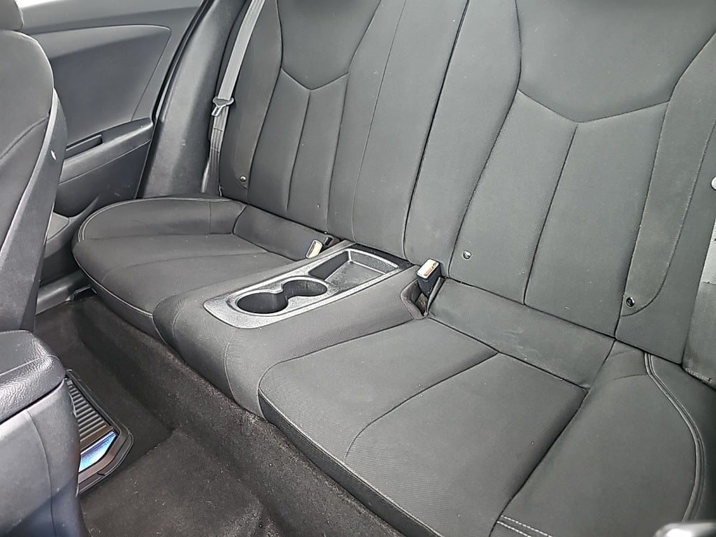 2016 Hyundai Veloster Base