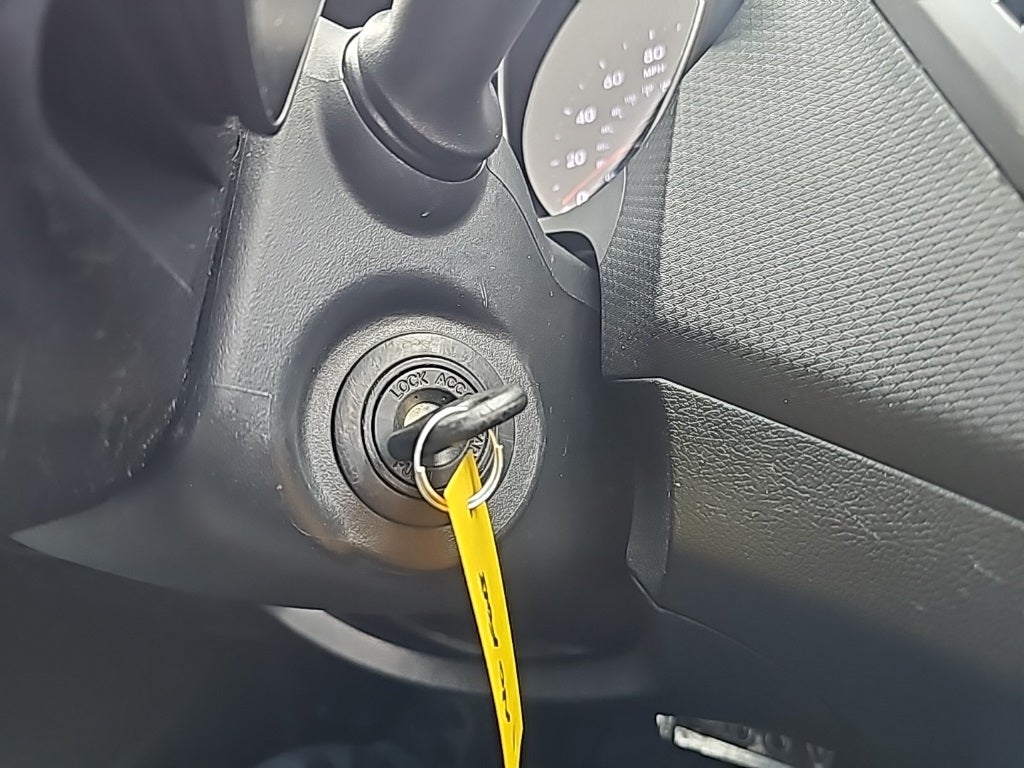 2016 Hyundai Veloster Base