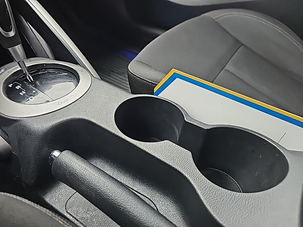 2016 Hyundai Veloster Base