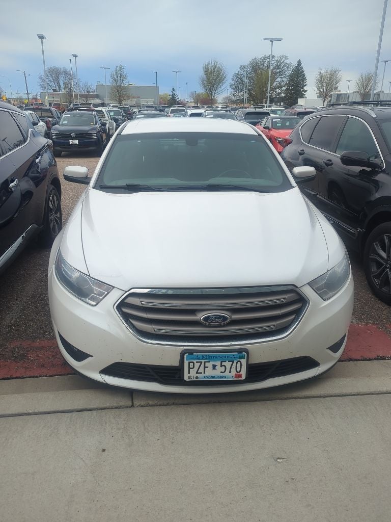 2013 Ford Taurus SEL