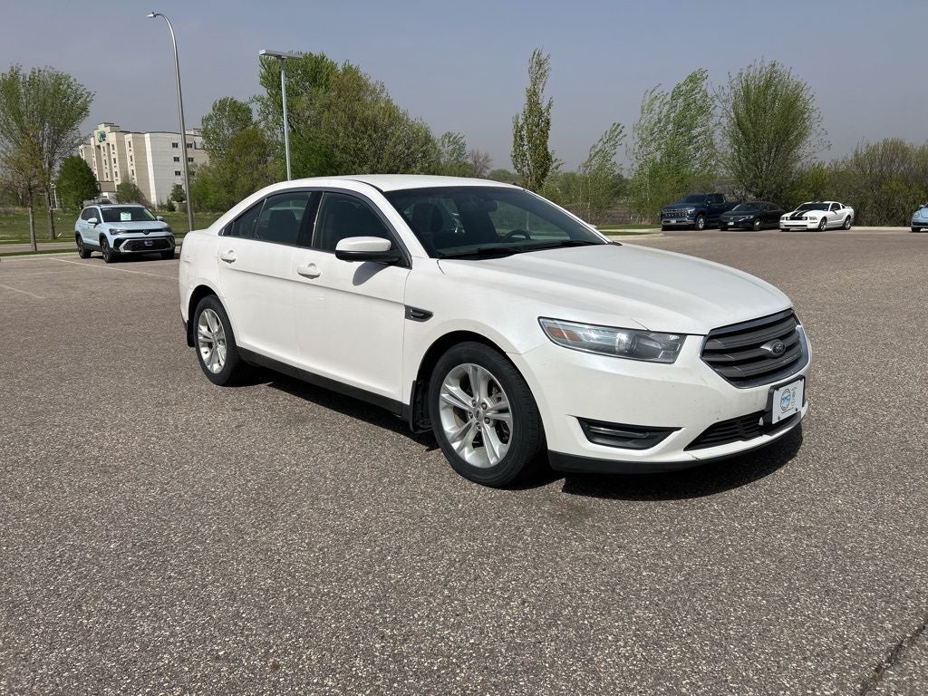 2013 Ford Taurus SEL