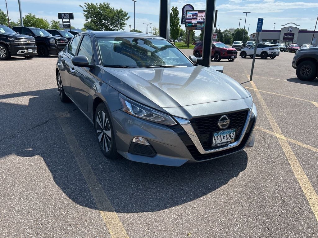 2022 Nissan Altima 2.5 SV