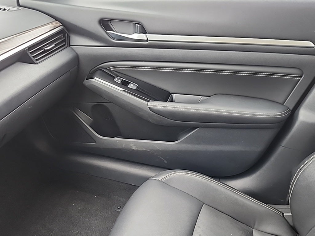 2022 Nissan Altima 2.5 SL