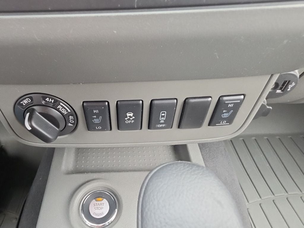 2020 Nissan Frontier SV