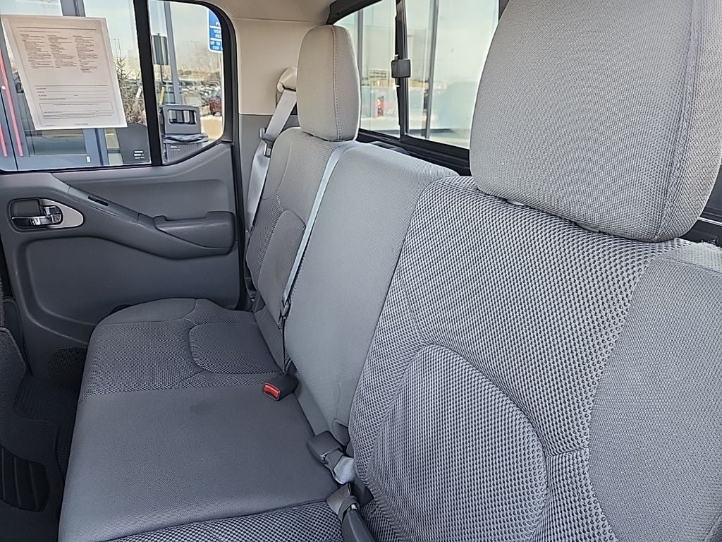 2021 Nissan Frontier SV