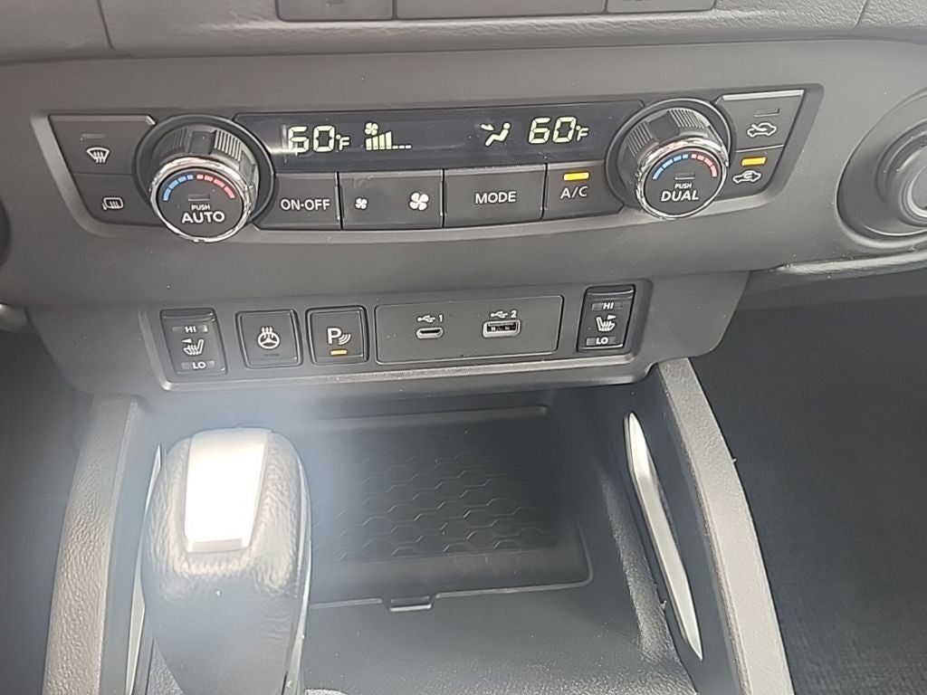 2023 Nissan Frontier SV