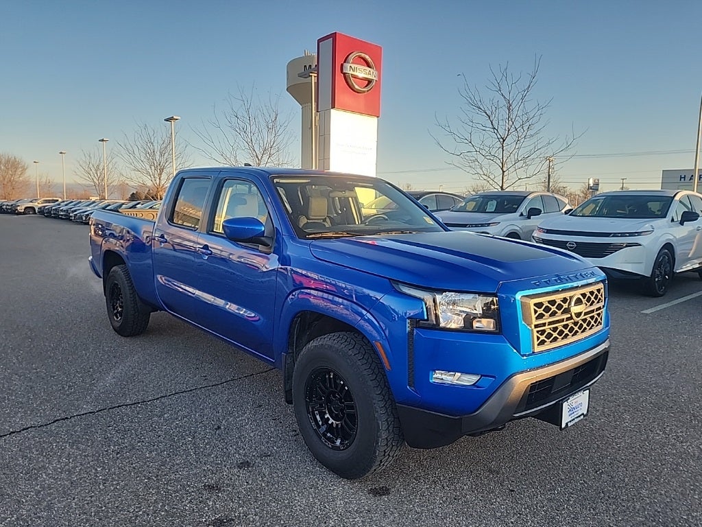 2024 Nissan Frontier SV