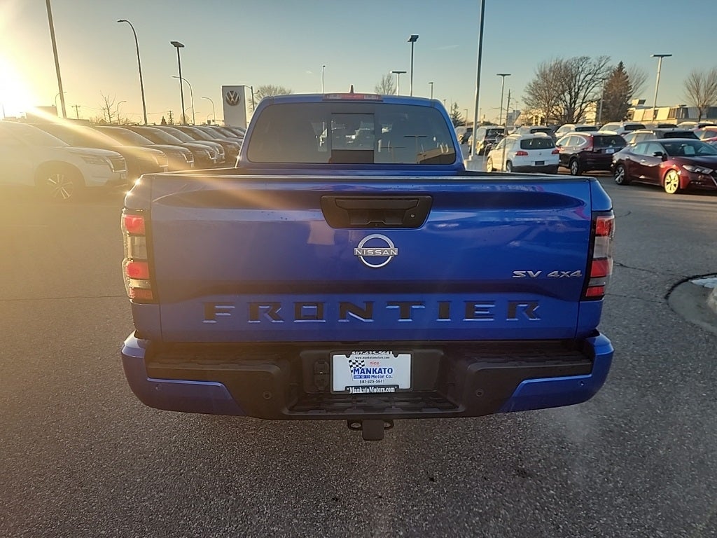 2024 Nissan Frontier SV