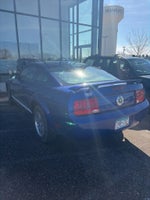 2005 Ford Mustang V6 Deluxe