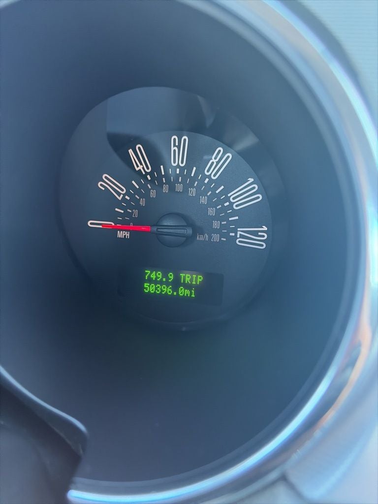 2005 Ford Mustang V6 Deluxe